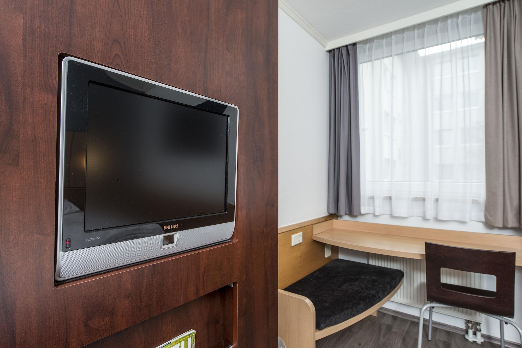 Отель Ibis Leipzig Nord-Ost Номер фото